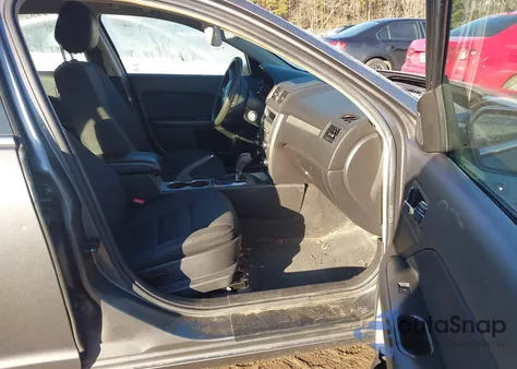 2012 Ford Fusion Se z USA, uszkodzony, nr VIN 3FAHP0HA6CR305976